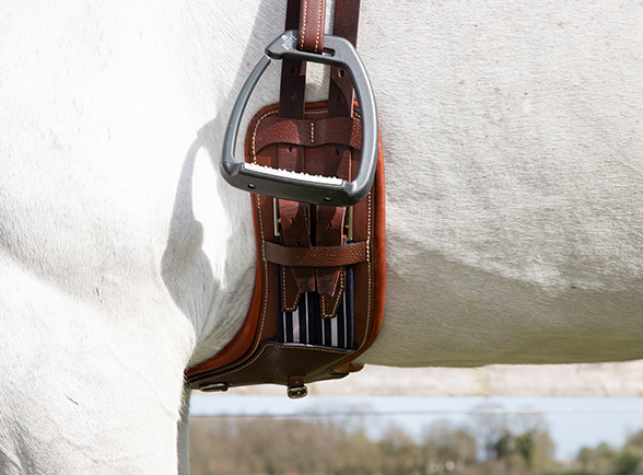 Sangles-etrivières-et-etriers