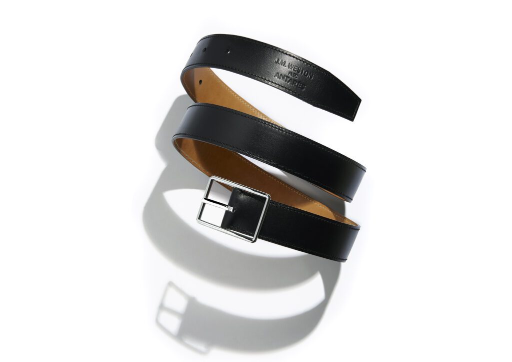 Antares Sellier und das Haus J.M. Weston bündeln ihre Kompetenzen, um eine Produktreihe anzubieten, die ihre gegenseitigen Fachkenntnisse vereint.